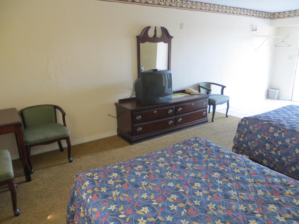 Royal Inn Daytona Beach Bagian luar foto