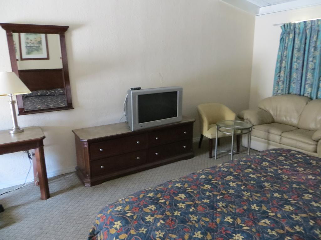 Royal Inn Daytona Beach Bagian luar foto